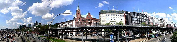 
   Schwedische Kirche Landungsbrücken   
