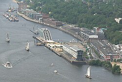 
   Hamburg - Docklands   
