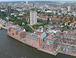 
   Hamburg - ???   
